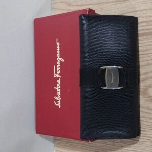 Salvatore Ferragamo Vara Black Leather Bifold Long Wallet 7.5x3.75-inch, w/ Box